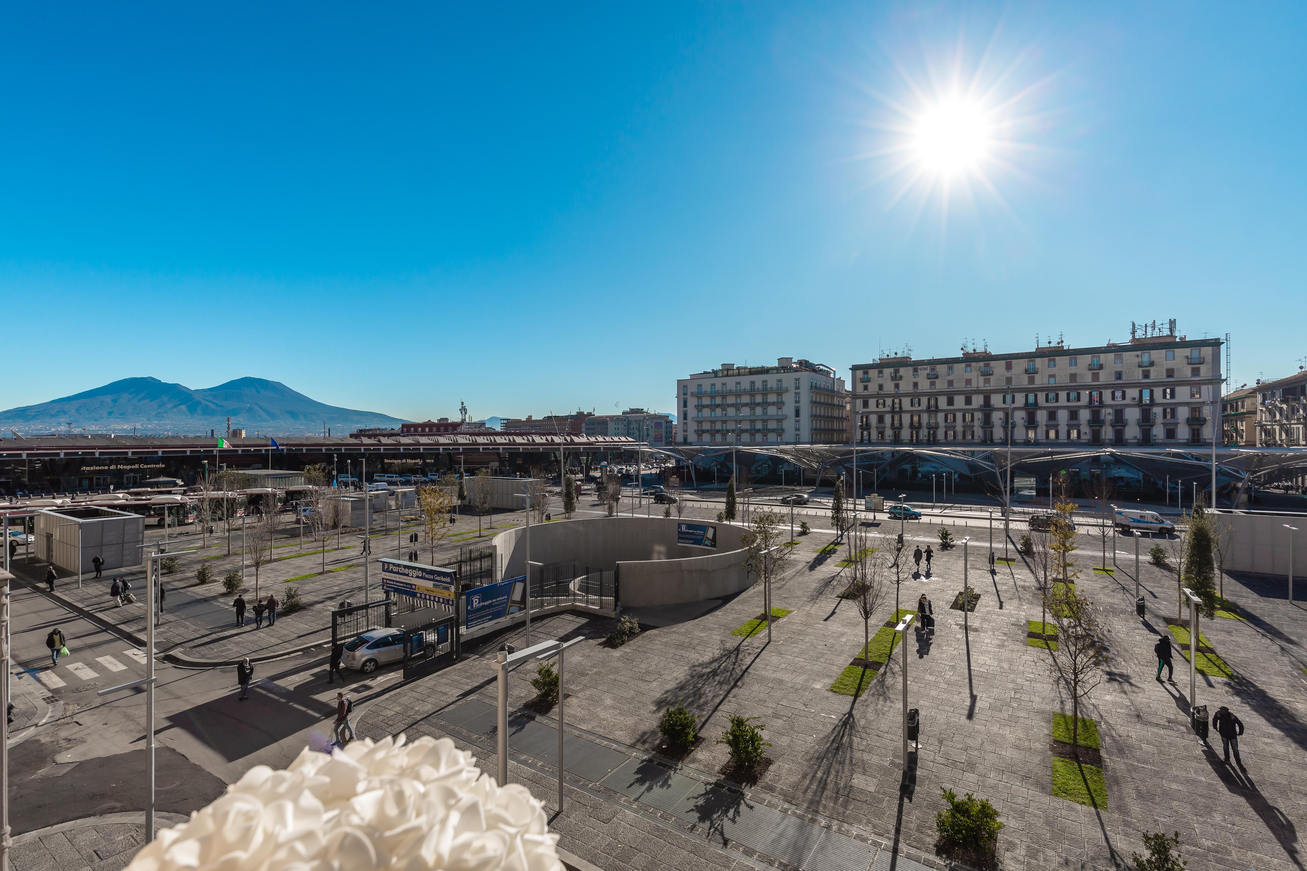 Palace Napoli Exteriör bild